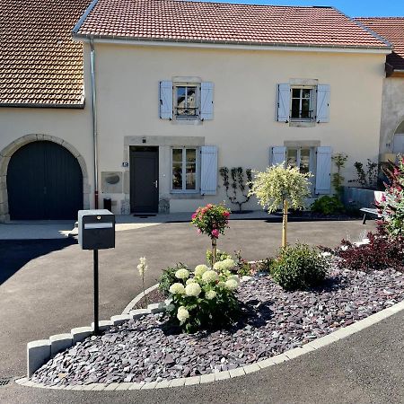 Chez La Rose Luxueuse Cottage Avec Jacuzzi Rouvres-la-Chétive 외부 사진