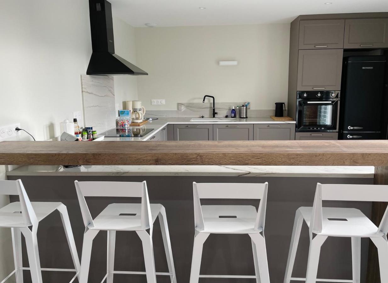 Chez La Rose Luxueuse Cottage Avec Jacuzzi Rouvres-la-Chétive 외부 사진