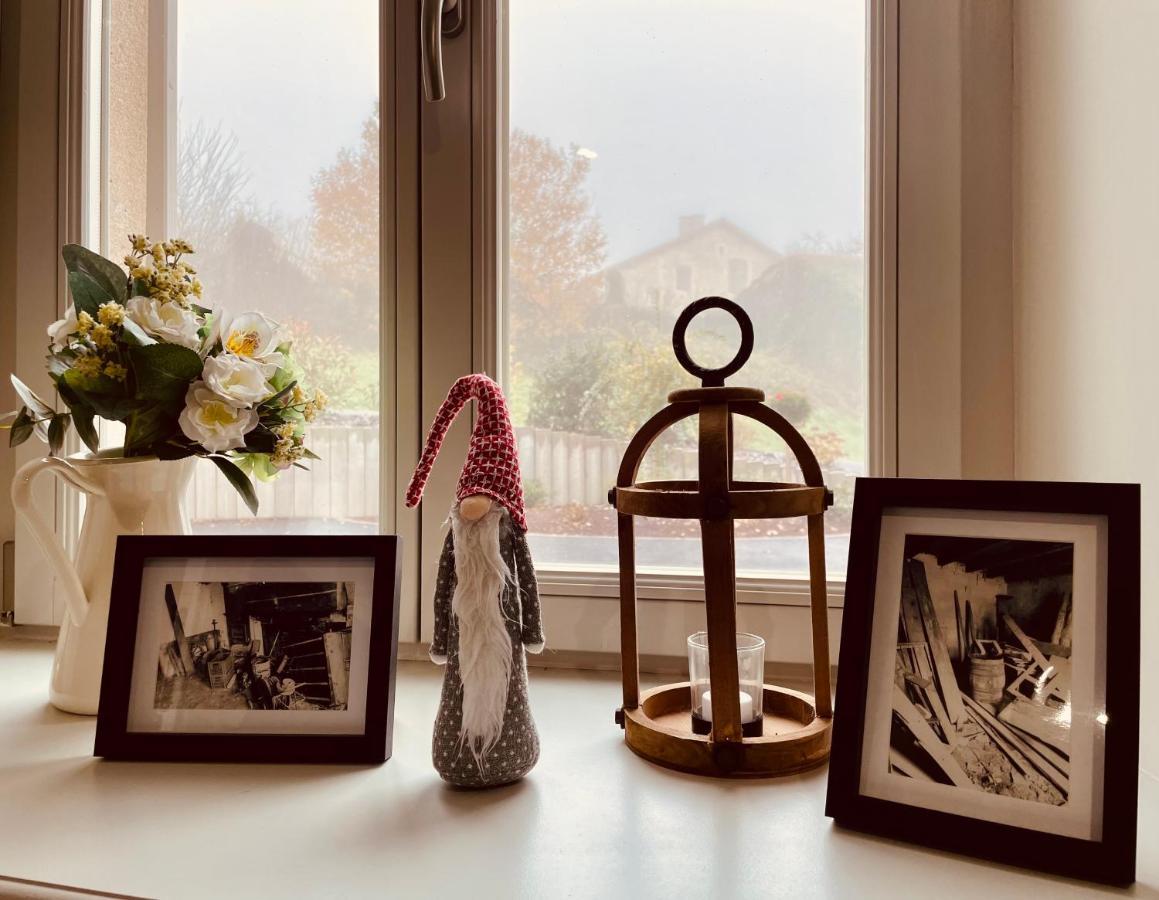 Chez La Rose Luxueuse Cottage Avec Jacuzzi Rouvres-la-Chétive 외부 사진